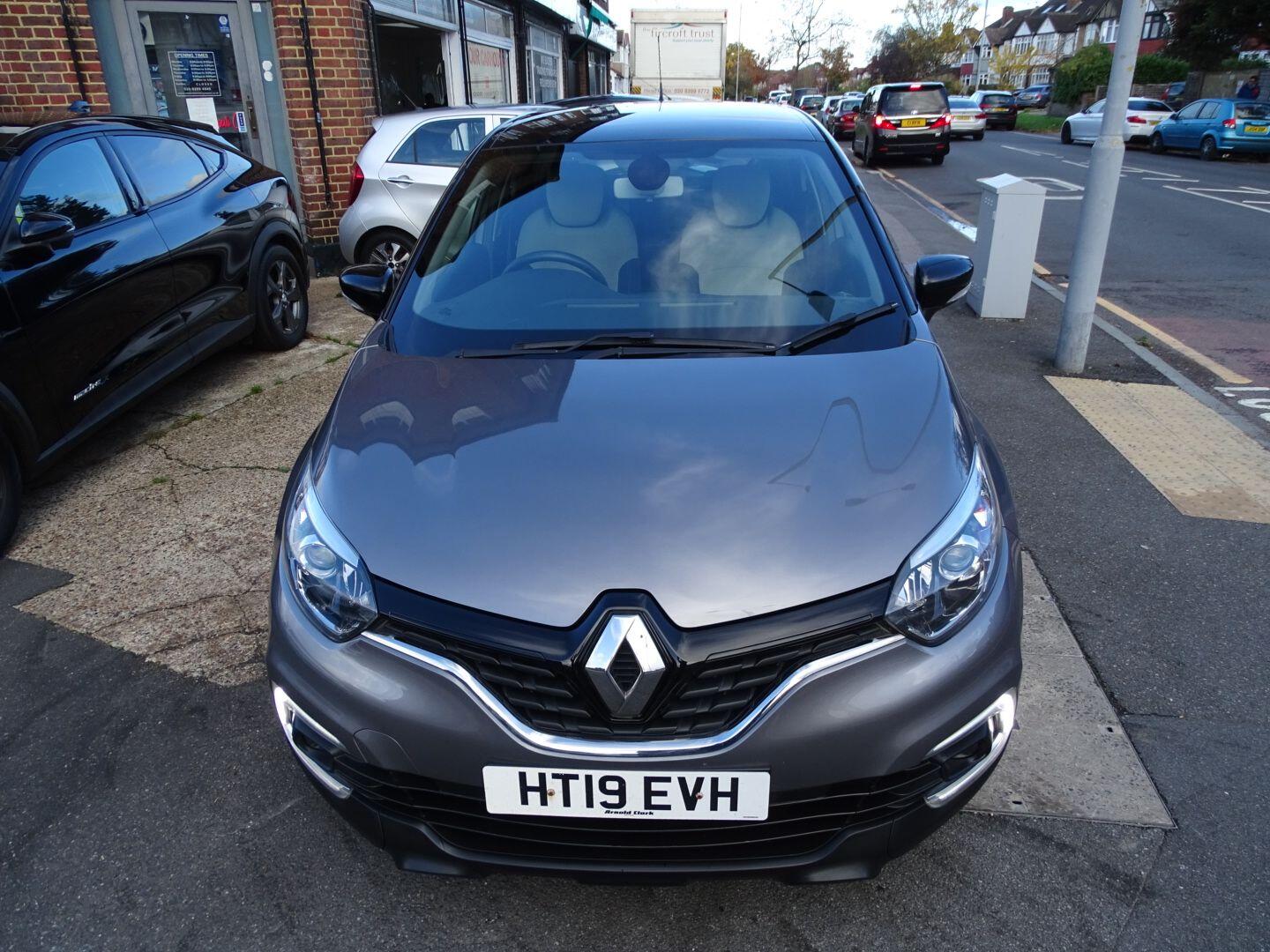 Used Renault Captur 2019 for sale - 76781585: Photo 2