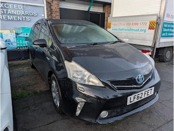 Used Toyota Prius+ 2012 for sale - 76817936: Photo
