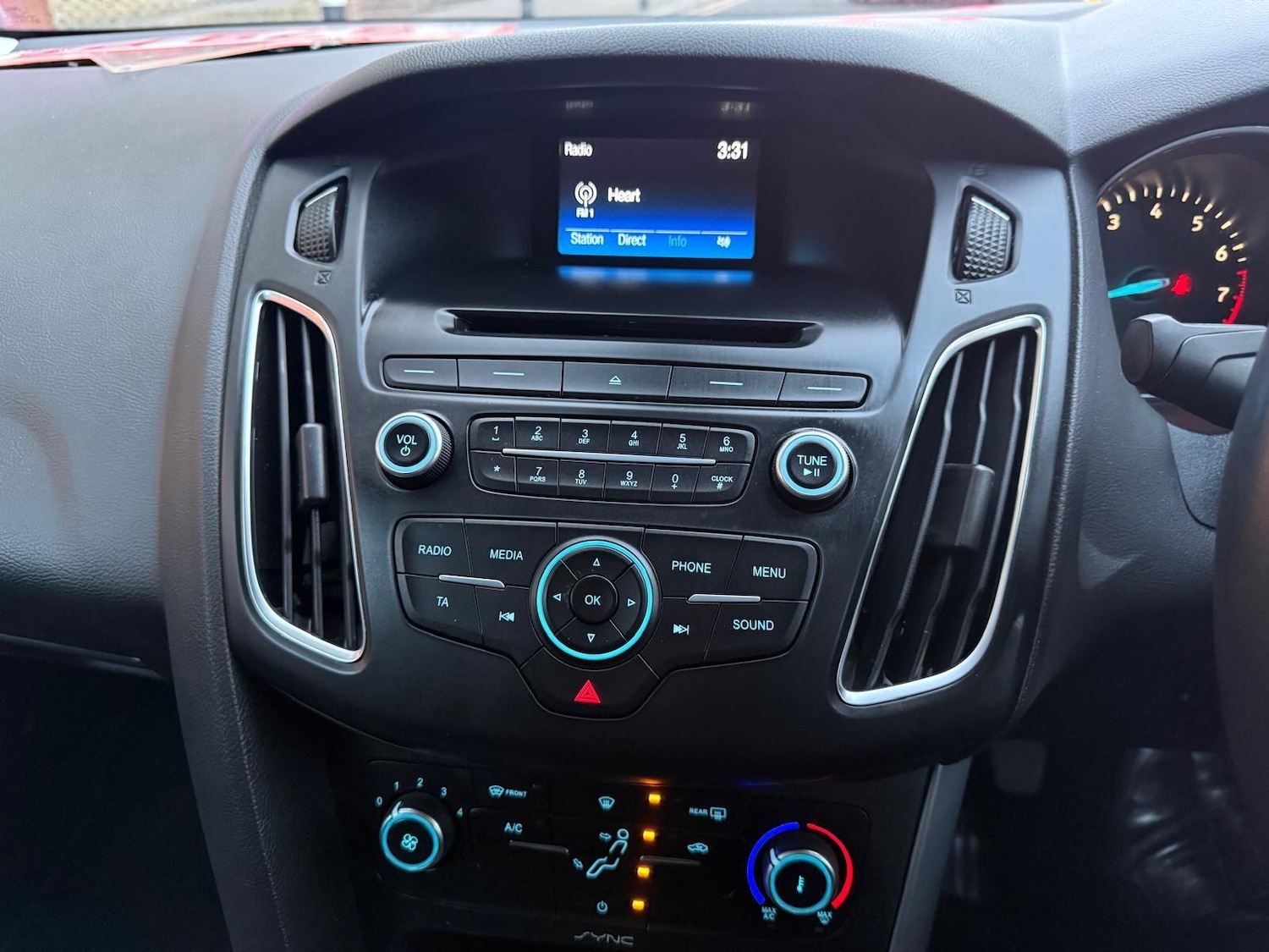 Used Ford Focus 2015 for sale - 76913433: Photo 12