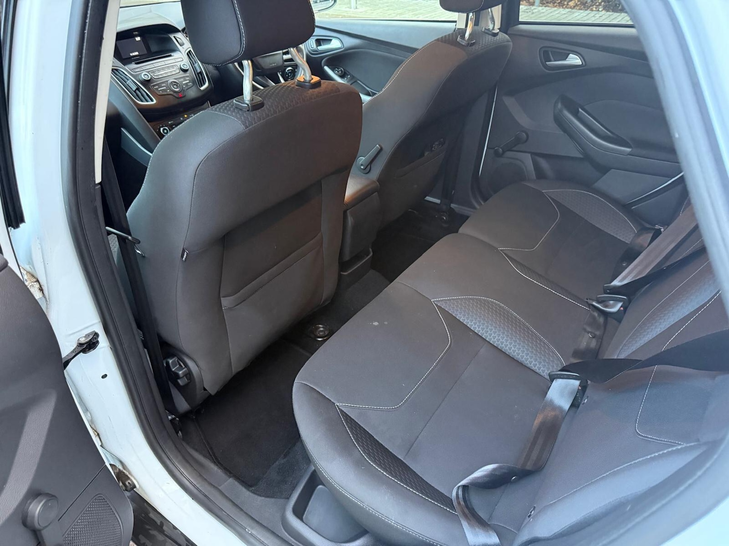 Used Ford Focus 2015 for sale - 76913433: Photo 15