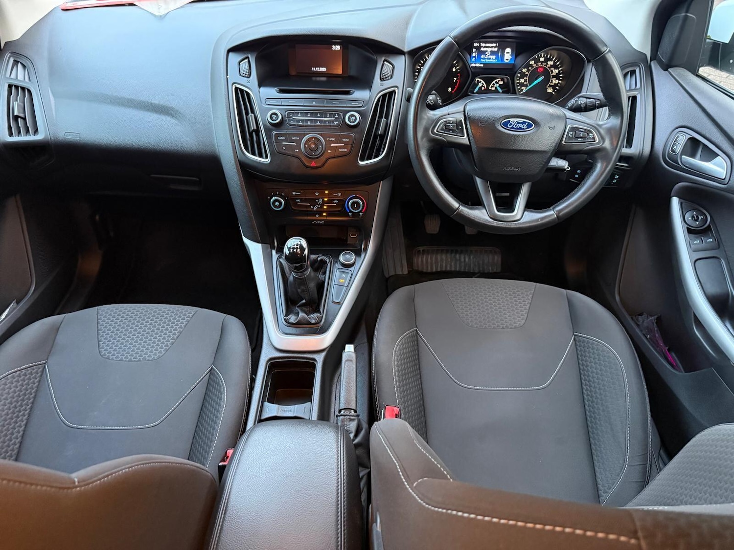 Used Ford Focus 2015 for sale - 76913433: Photo 9