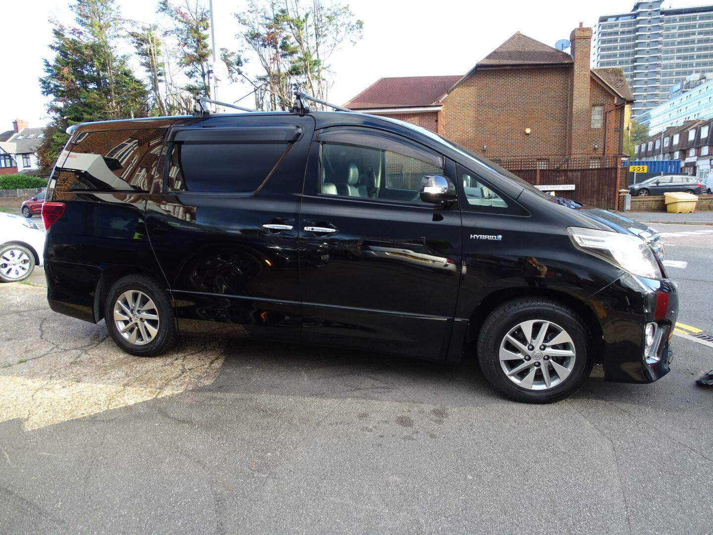 Used Toyota Alphard 2023 for sale - 76772250: Photo 8