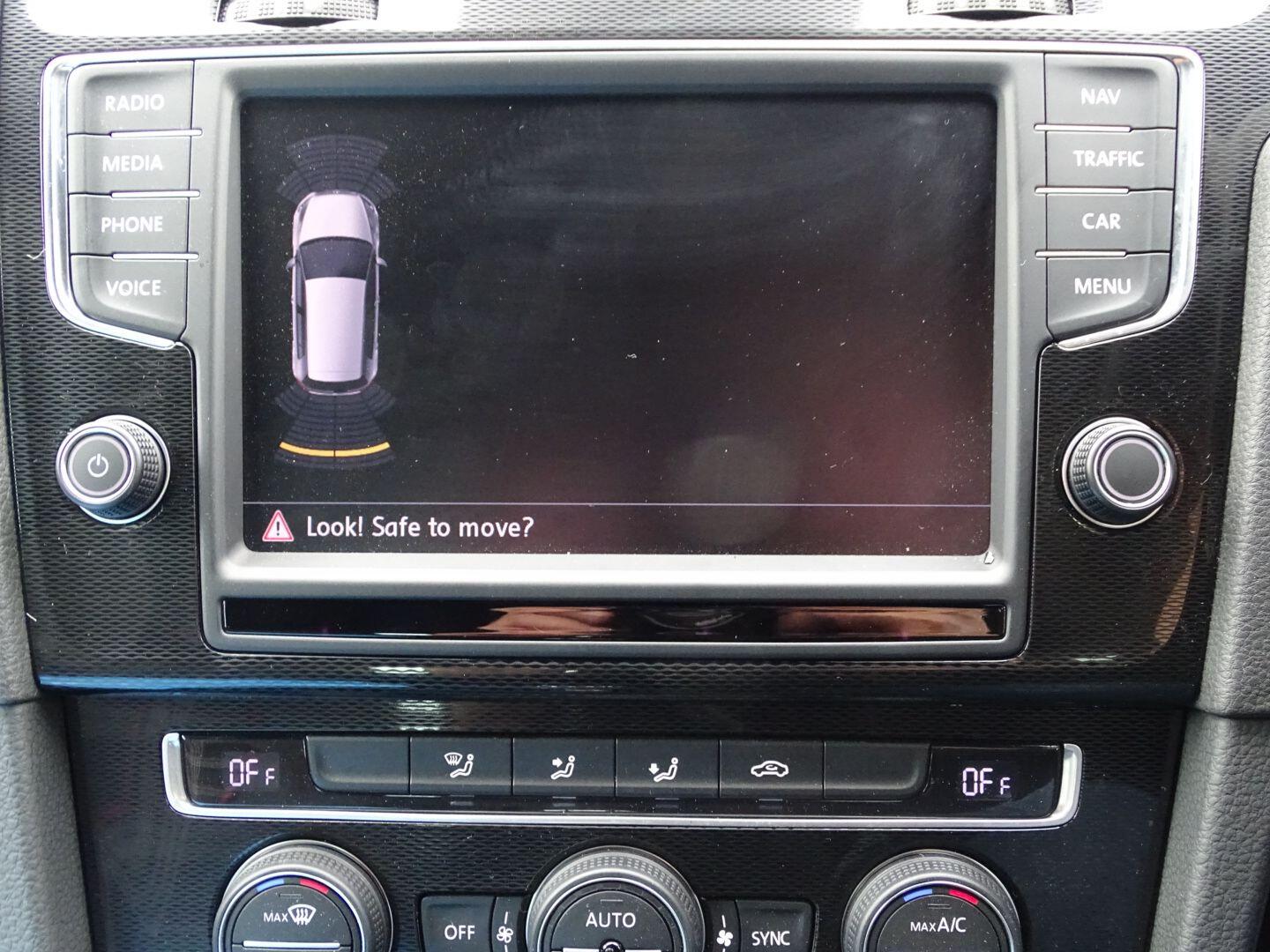 Used Volkswagen Golf 2013 for sale - 76597243: Photo 16