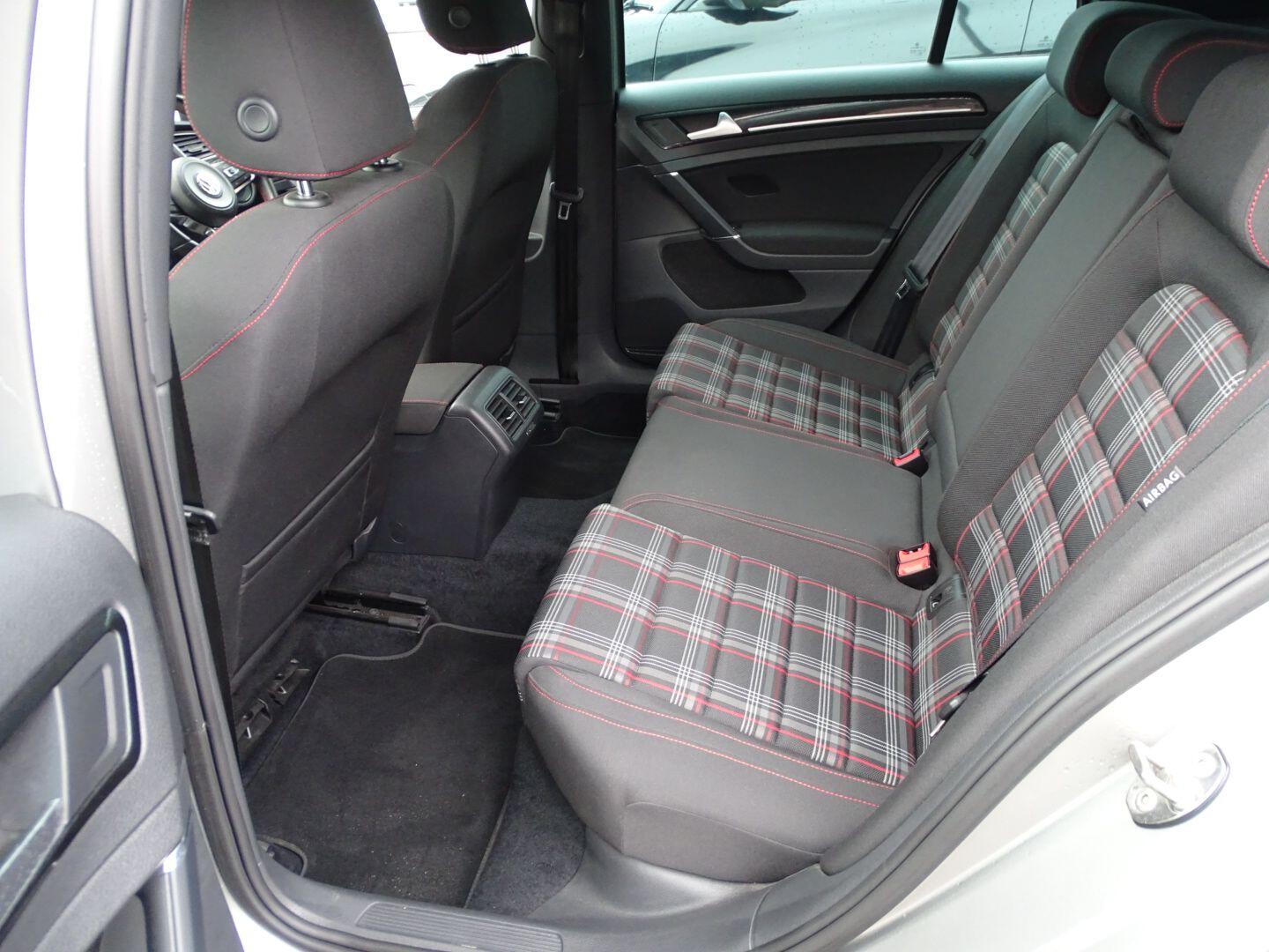 Used Volkswagen Golf 2013 for sale - 76597243: Photo 21