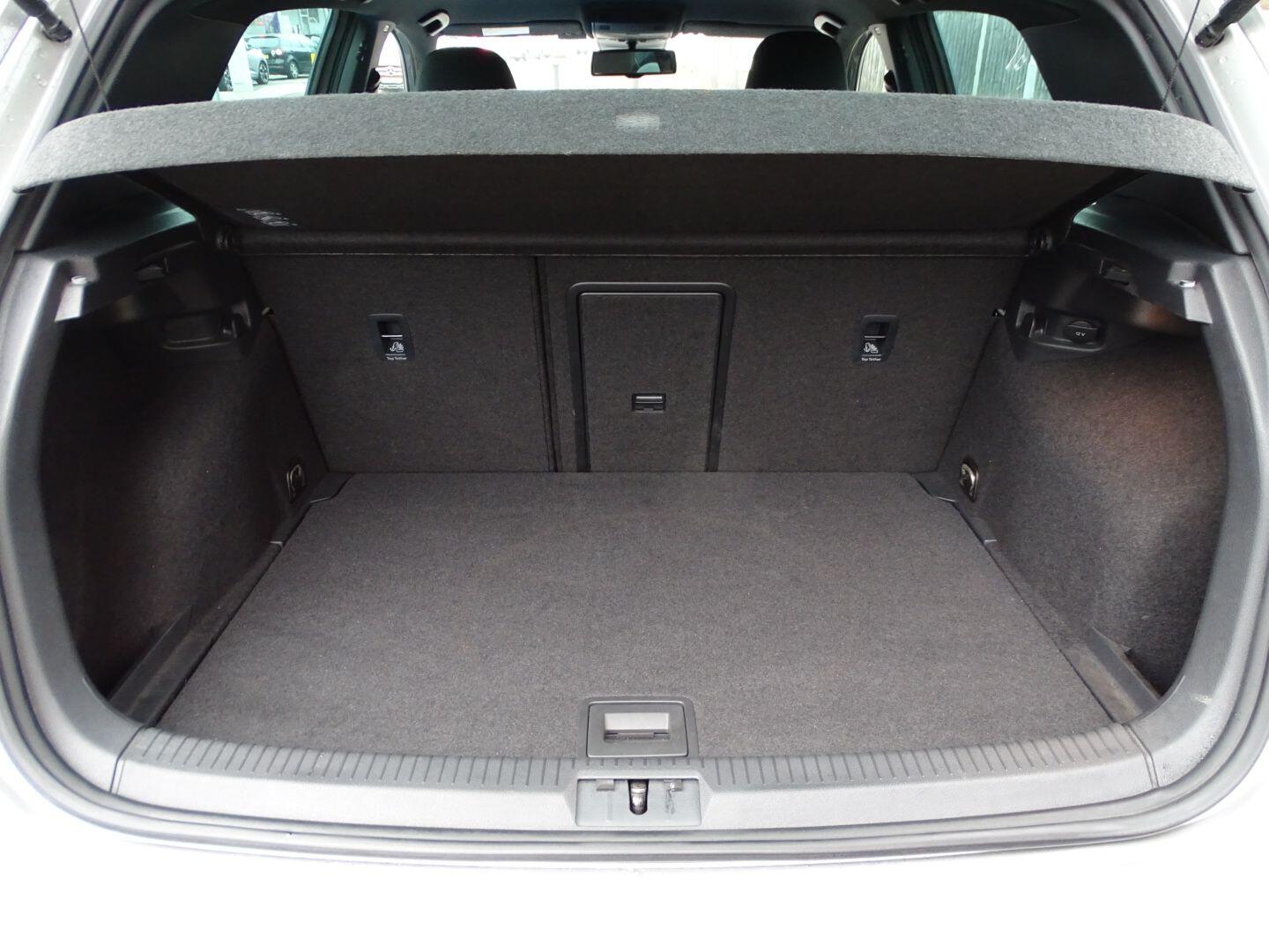 Used Volkswagen Golf 2013 for sale - 76597243: Photo 23