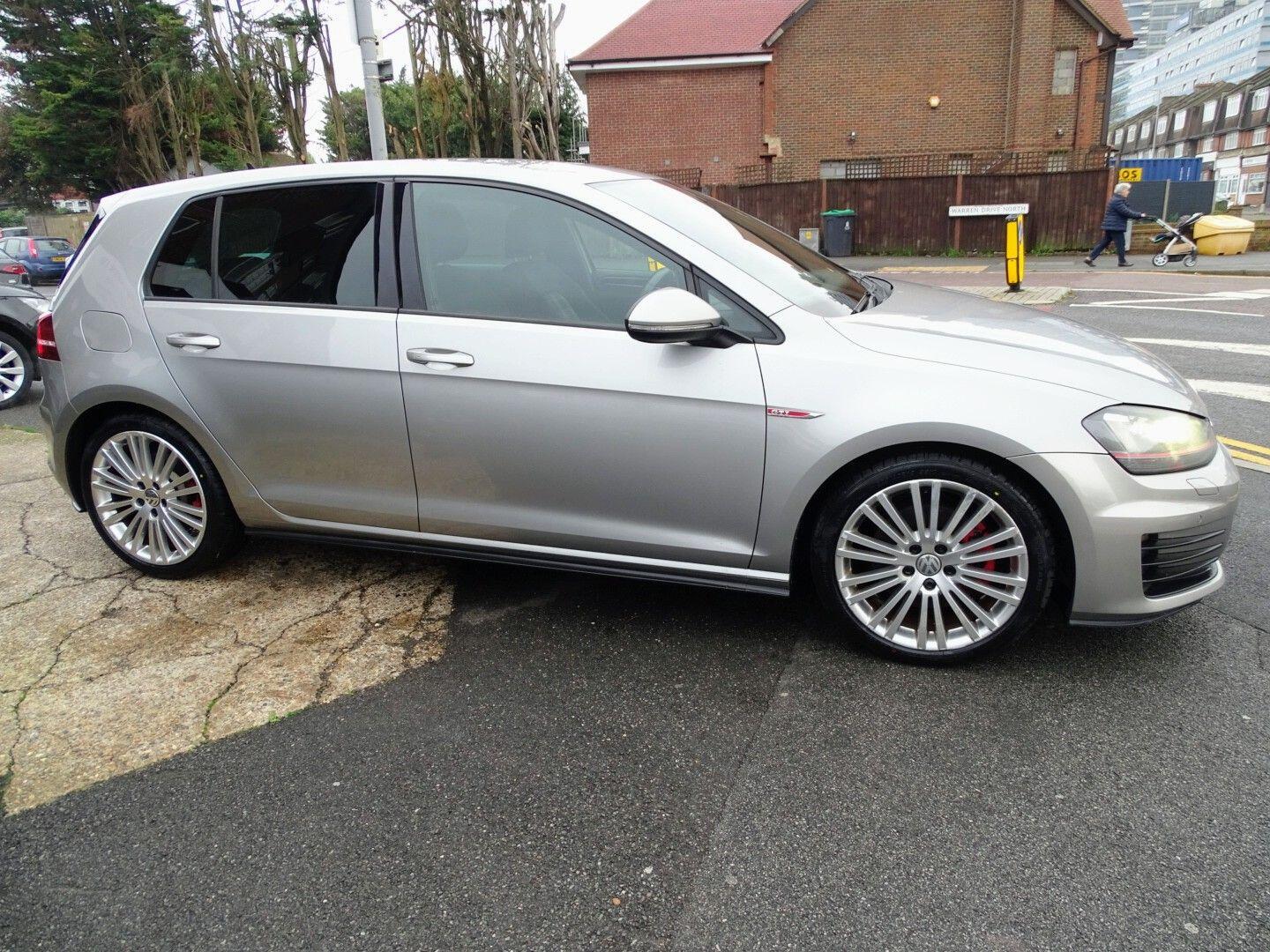 Used Volkswagen Golf 2013 for sale - 76597243: Photo 5