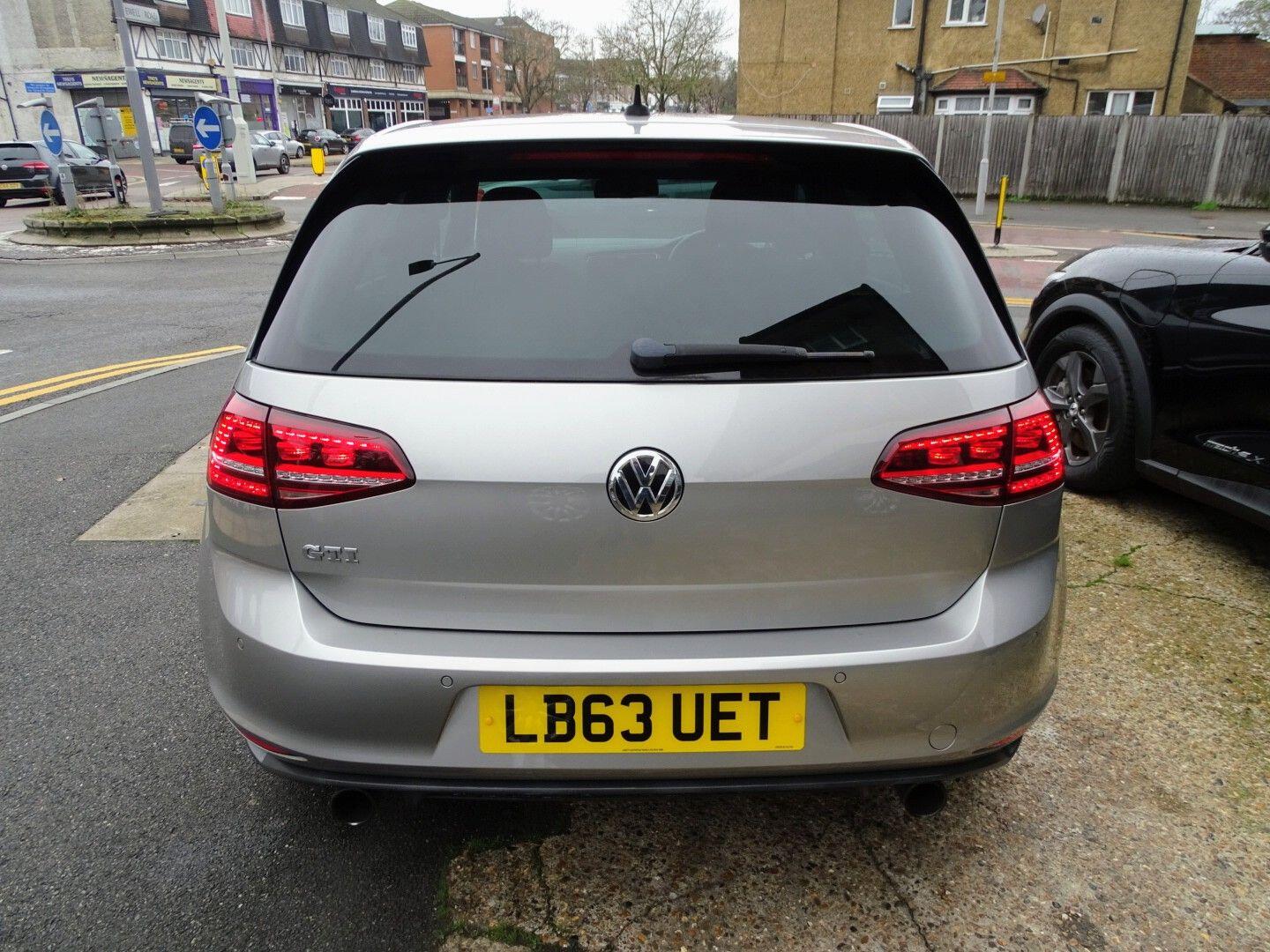 Used Volkswagen Golf 2013 for sale - 76597243: Photo 9