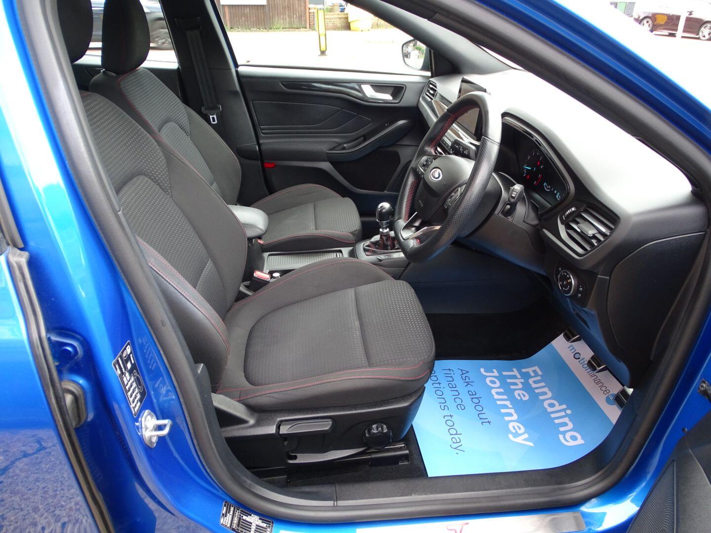 Used Ford Focus 2019 for sale - 76659118: Photo 17