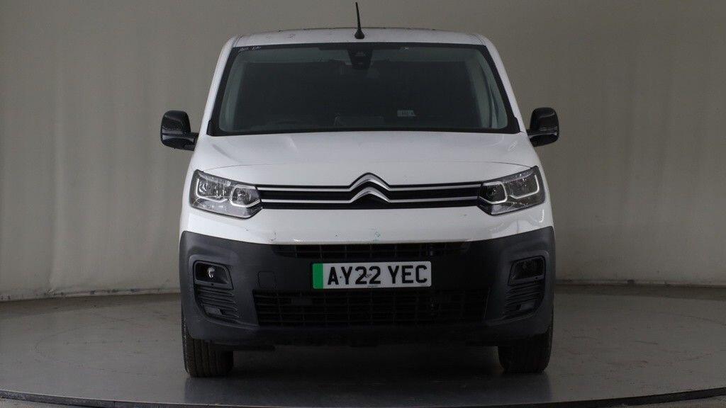Used Citroen Berlingo 2022 for sale - 76498931: Photo 2