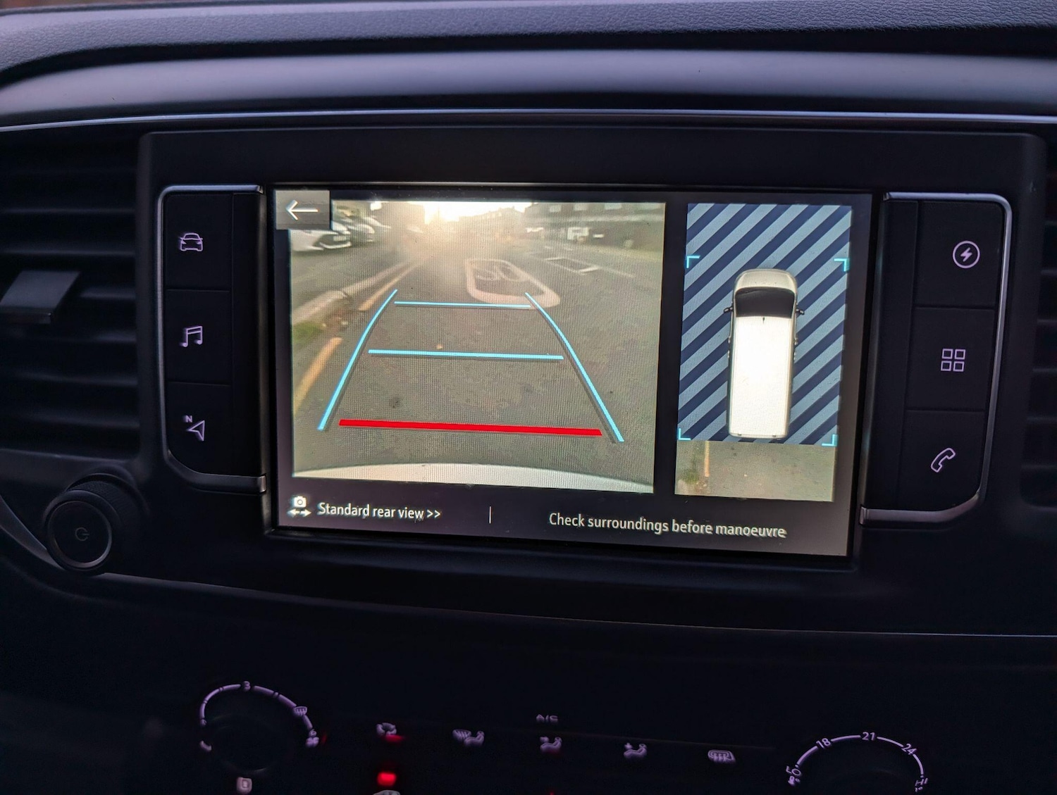 Used Vauxhall Vivaro Electric 2022 for sale - 76561605: Photo 16