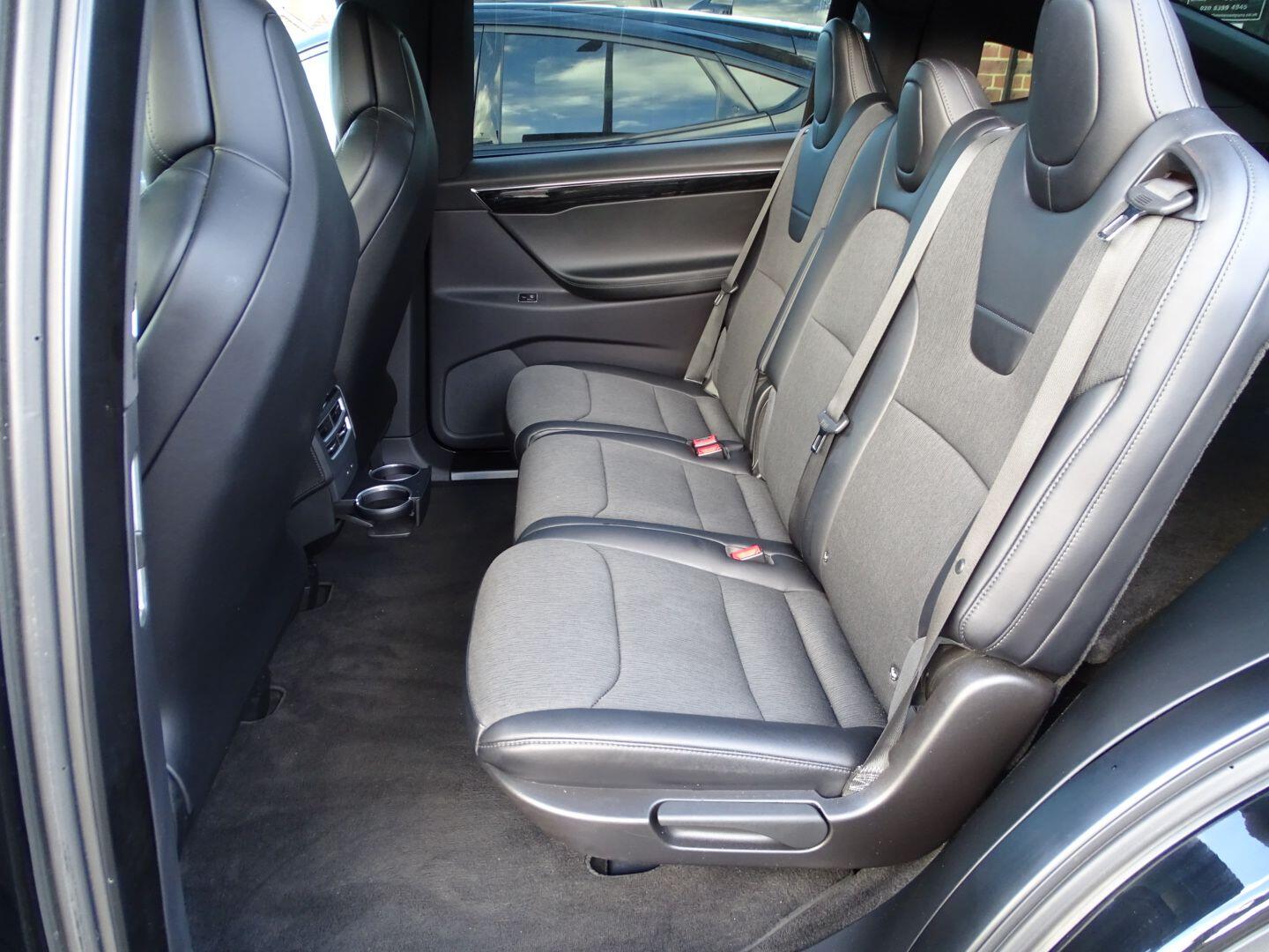 Used Tesla Model X 2017 for sale - 76899250: Photo 27