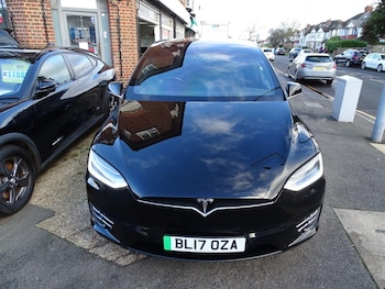 Used Tesla Model X 2017 for sale - 76899250: Photo