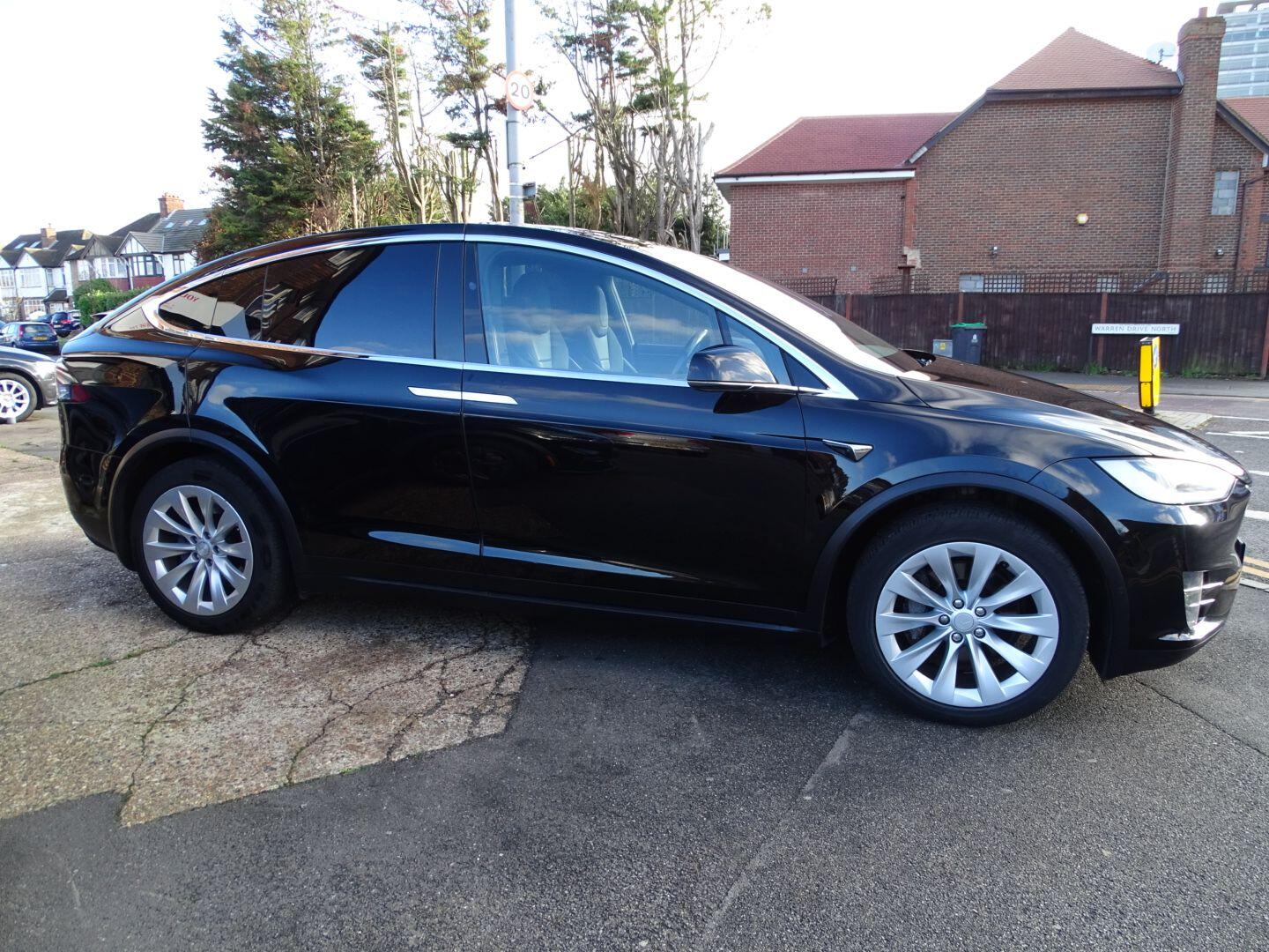 Used Tesla Model X 2017 for sale - 76899250: Photo 9