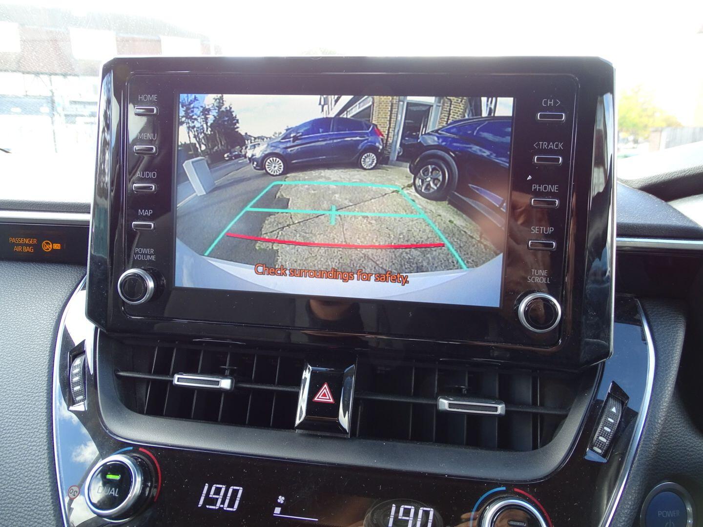 Used Toyota Corolla 2019 for sale - 76337322: Photo 24