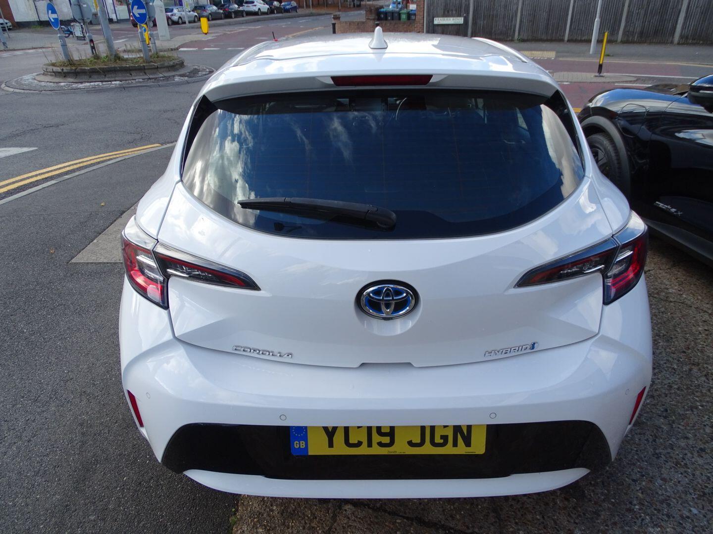 Used Toyota Corolla 2019 for sale - 76337322: Photo 8