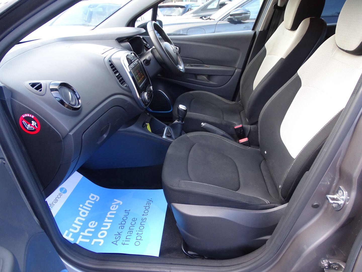 Used Renault Captur 2019 for sale - 76898556: Photo 11