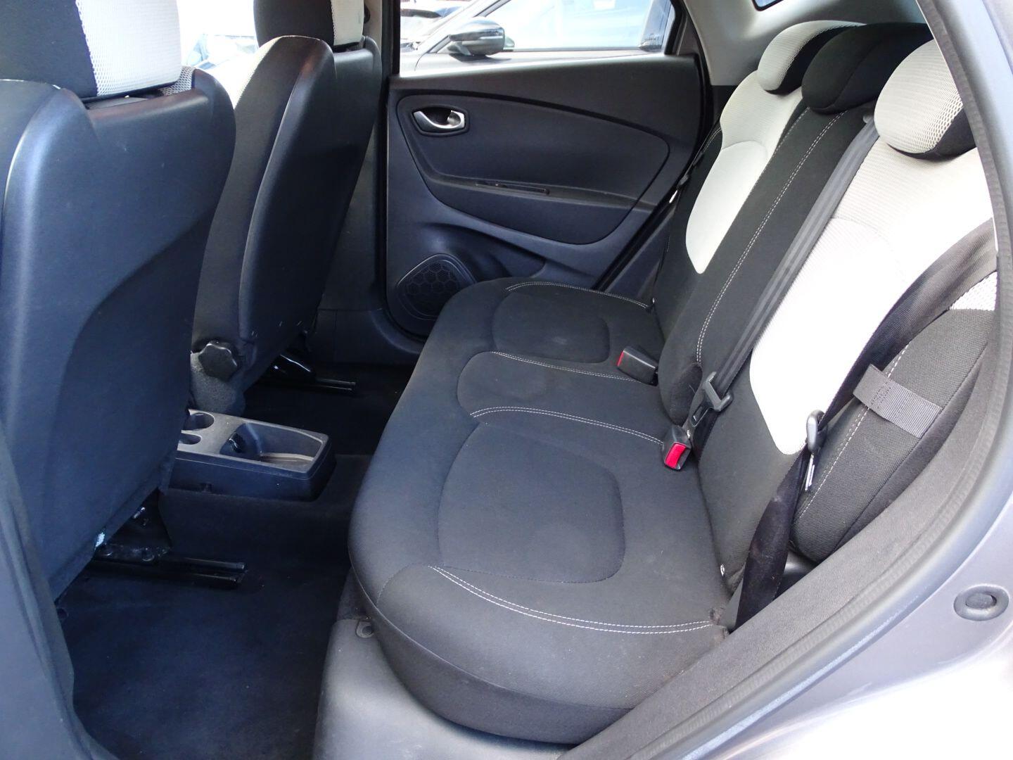 Used Renault Captur 2019 for sale - 76898556: Photo 17