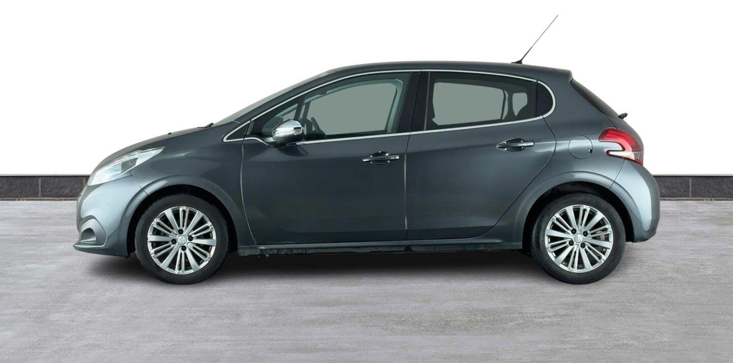 Used Peugeot 208 2016 for sale - 77523897: Photo 4