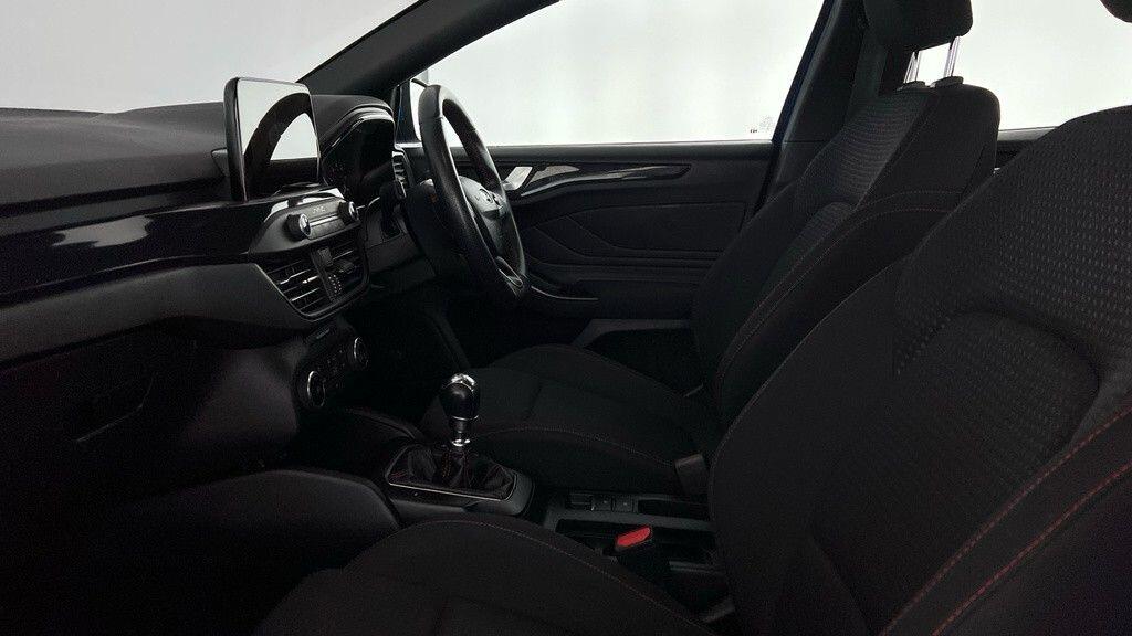 Used Ford Focus 2019 for sale - 76458006: Photo 12