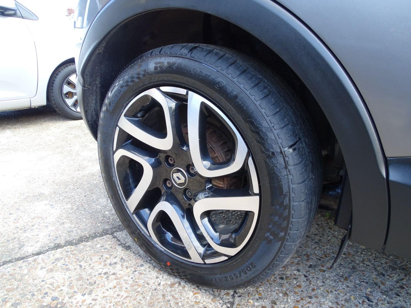 Used Renault Captur 2019 for sale - 76440929: Photo 19