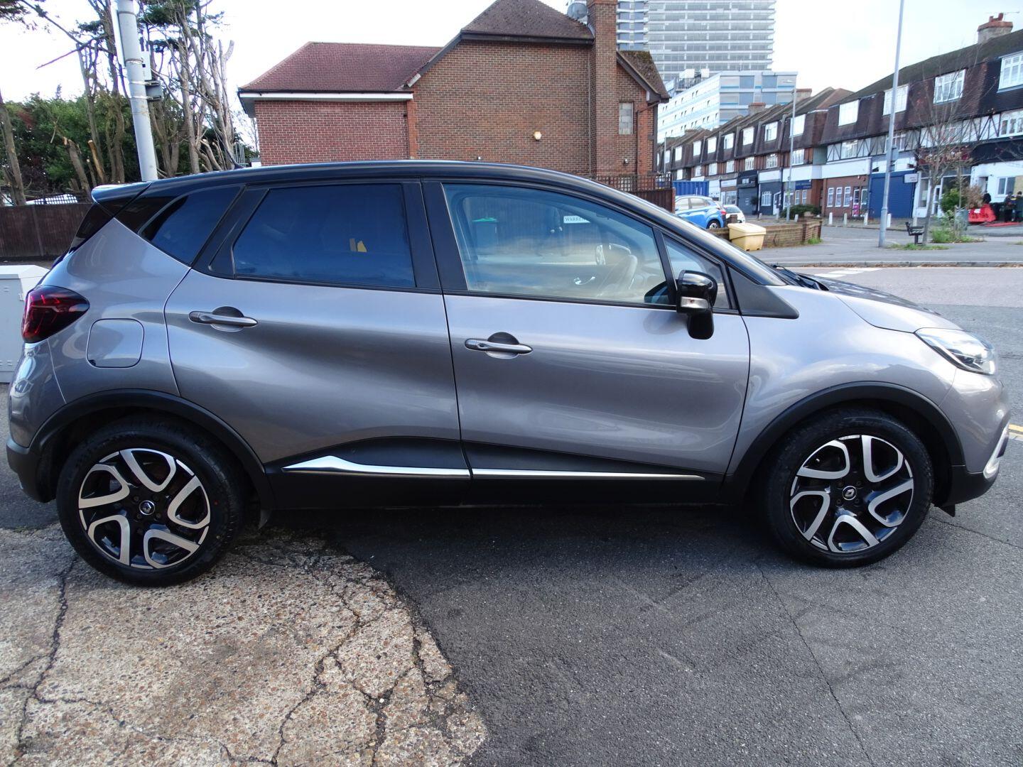 Used Renault Captur 2019 for sale - 76440929: Photo 5