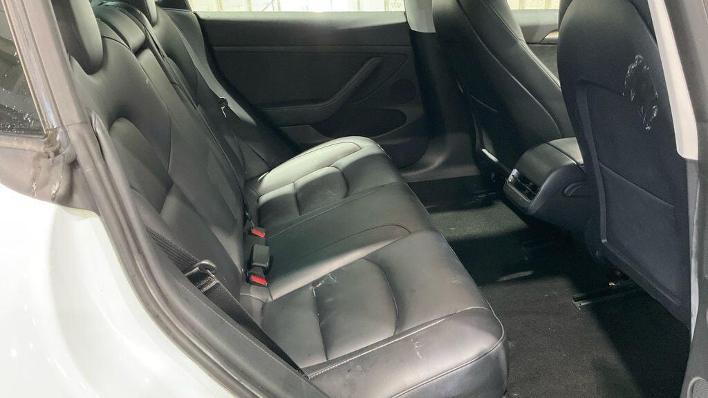 Used Tesla Model 3 2021 for sale - 76473093: Photo 11