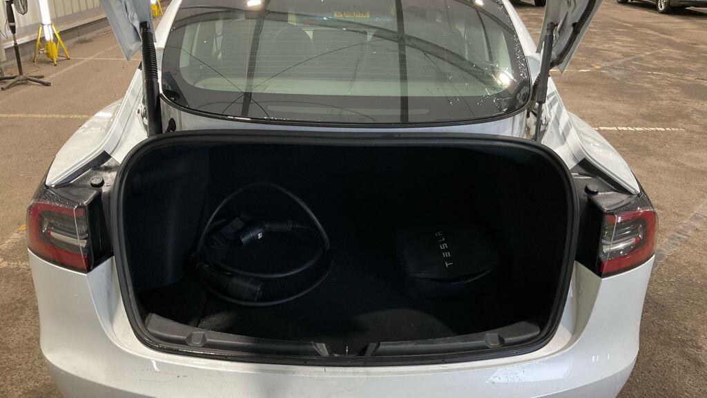 Used Tesla Model 3 2021 for sale - 76473093: Photo 12