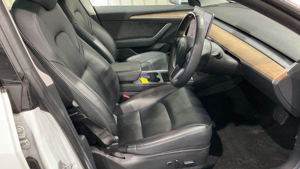 Used Tesla Model 3 2021 for sale - 76473093: Photo 8