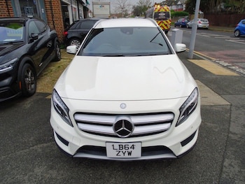 Used Mercedes-Benz GLA 2015 for sale - 76898999: Photo