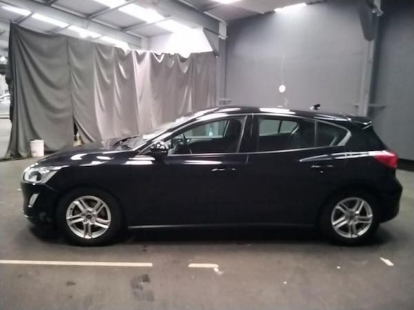 Used Ford Focus 2018 for sale - 76121776: Photo 2
