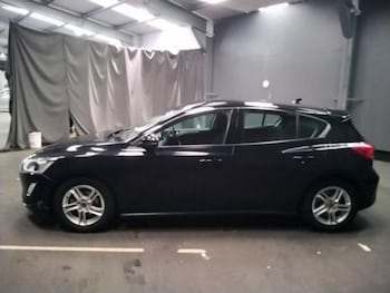 Used Ford Focus 2018 for sale - 76121776: Photo 2
