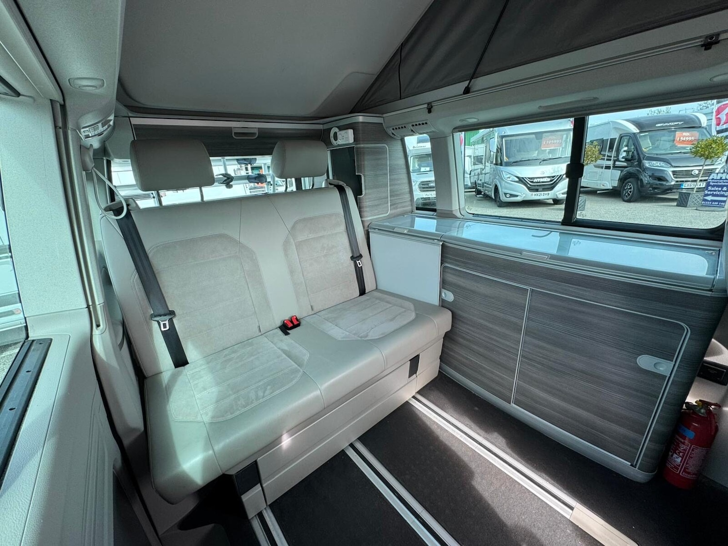 Used Volkswagen California 2016 for sale - 78211828: Photo 8