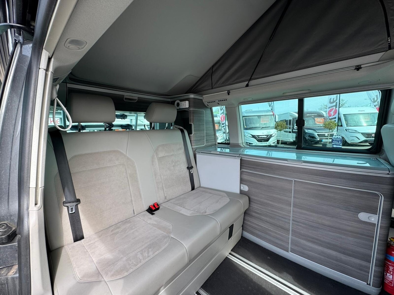 Used Volkswagen California 2016 for sale - 78211828: Photo 9