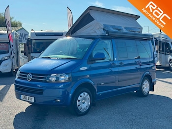 Used Volkswagen Transporter Shuttle 2011 for sale - 79512911: Photo