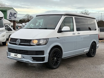 Used Volkswagen Transporter 2018 for sale - 77117944: Photo