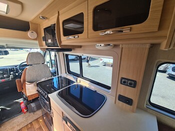 Used Peugeot Boxer 2015 for sale - 79010292: Photo