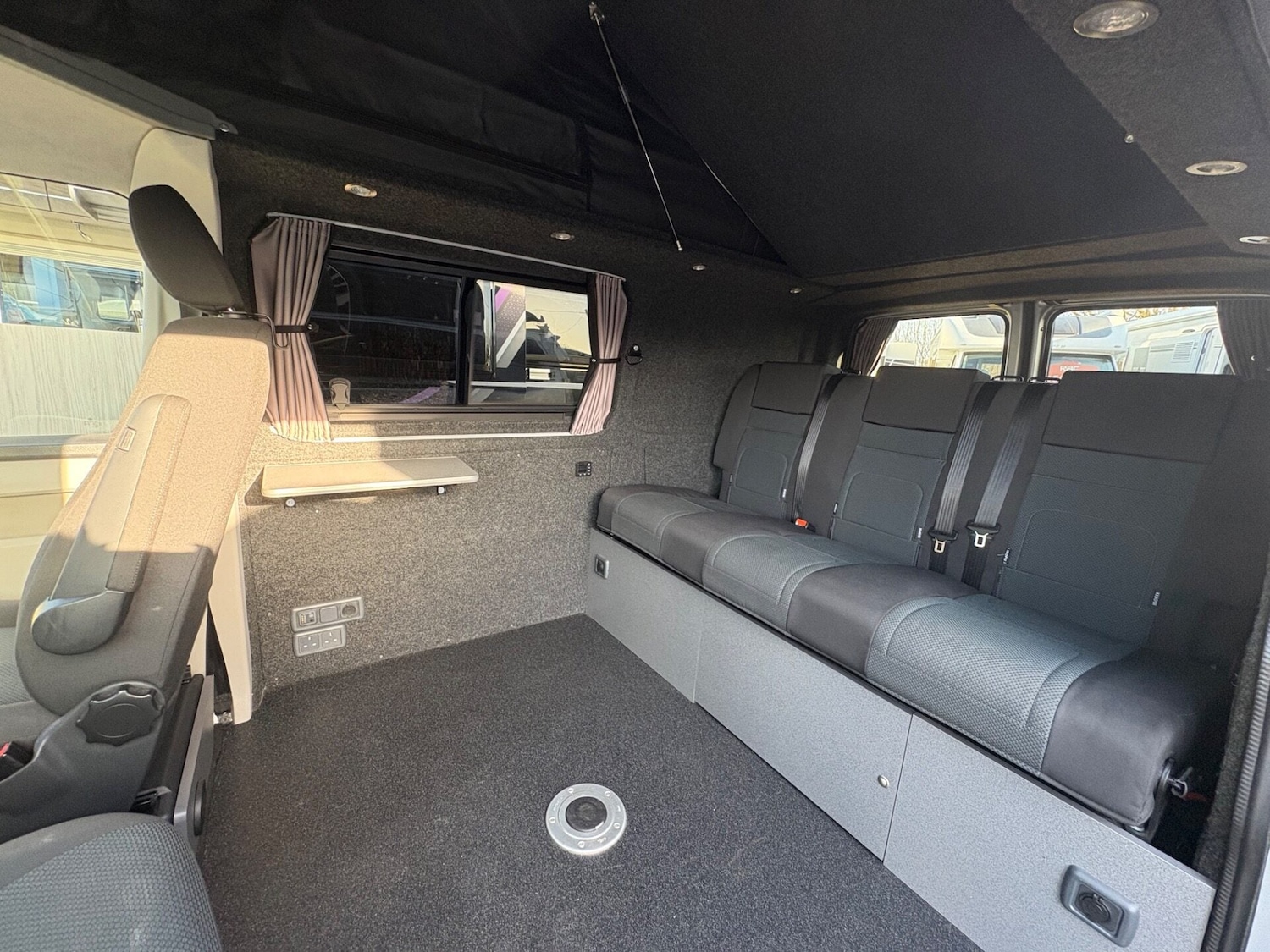 Used Volkswagen Transporter 2016 for sale - 77666056: Photo 3