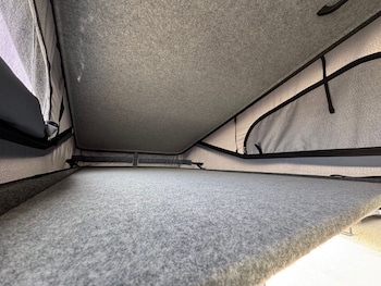 Used Volkswagen Transporter 2022 for sale - 77967732: Photo