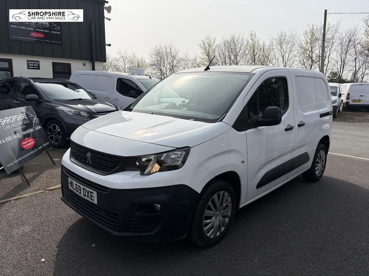 Used Peugeot Partner 2019 for sale - 77975647: Photo 2