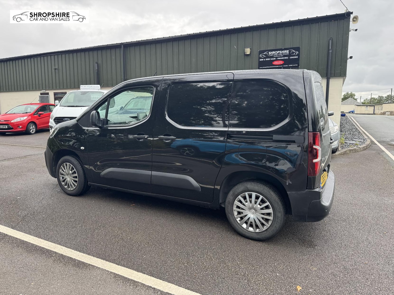 Used Citroen Berlingo 2019 for sale - 76162172: Photo 2