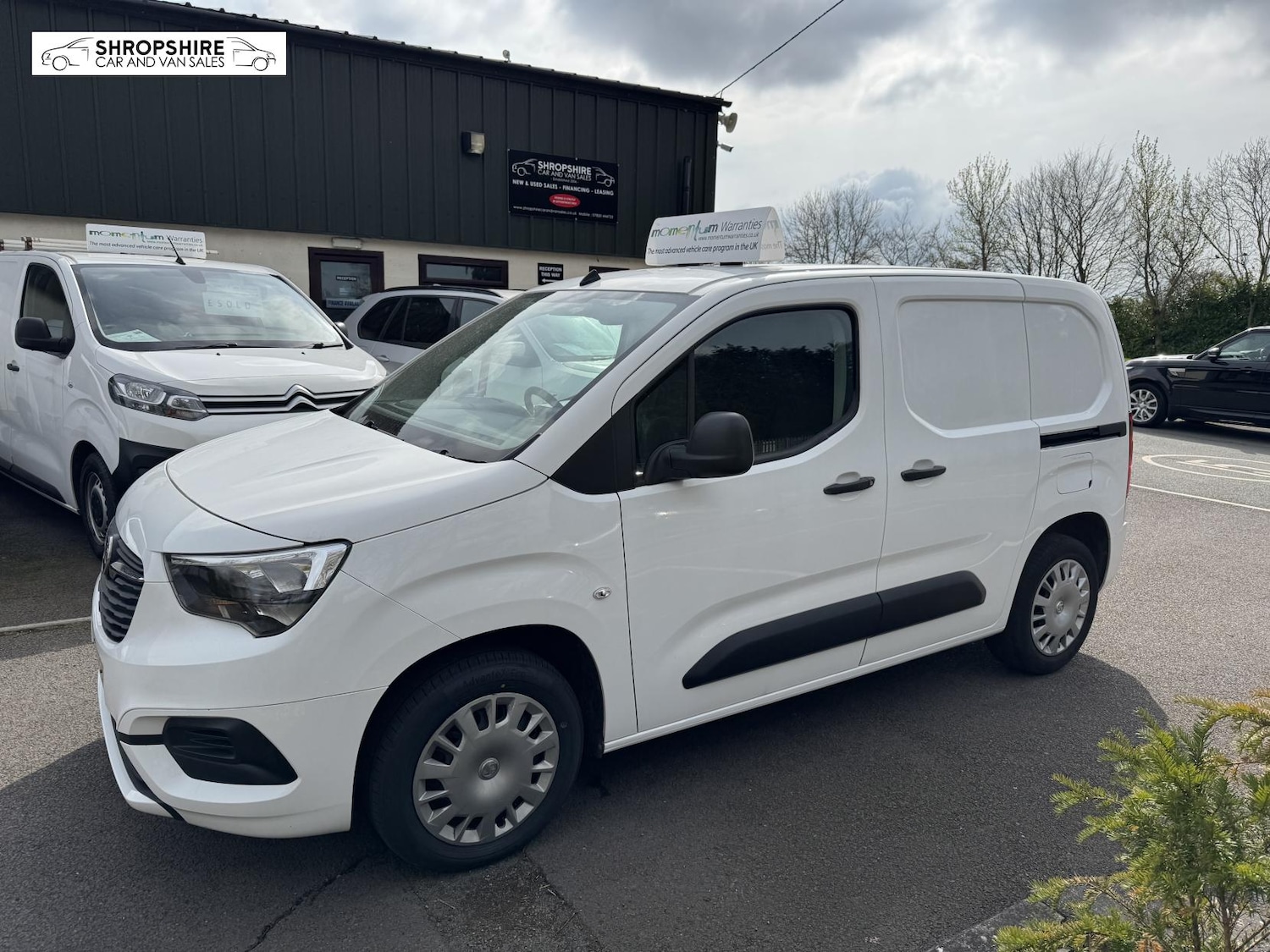 Used Vauxhall Combo 2020 for sale - 77323670: Photo 2