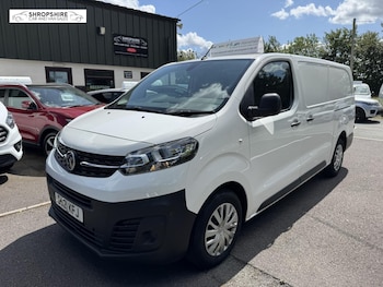 Vauxhall Vivaro feature image