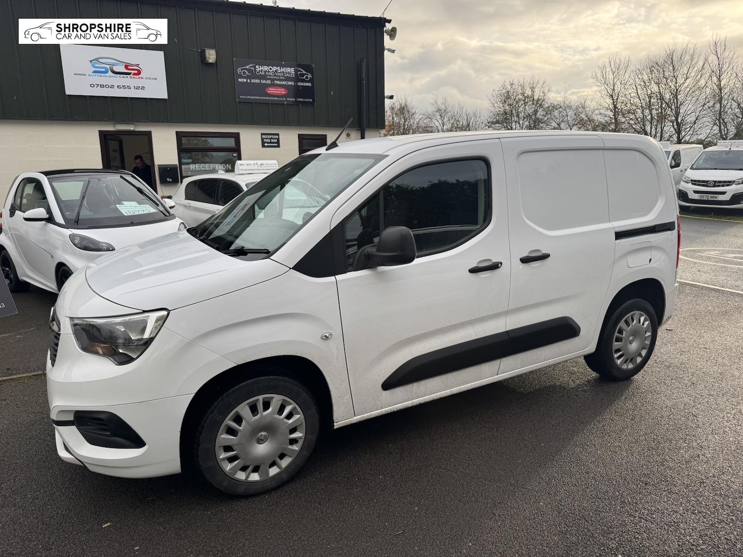 Used Vauxhall Combo 2020 for sale - 76545483: Photo 2