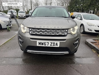 Used Land Rover Discovery Sport 2017 for sale - 76948925: Photo