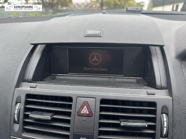 Used Mercedes-Benz C Class 2009 for sale - 75653375: Photo 14