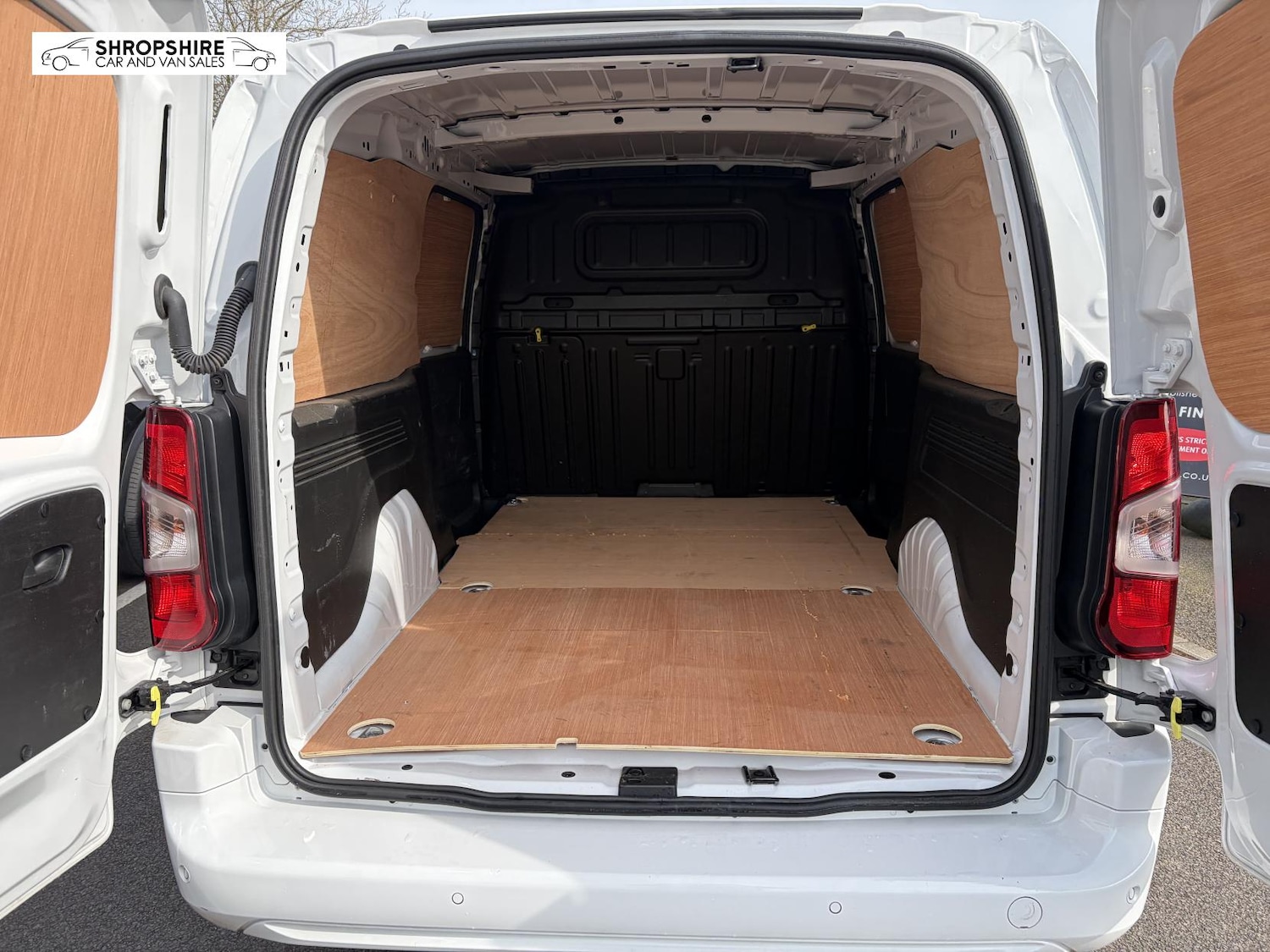 Used Vauxhall Combo 2023 for sale - 77975667: Photo 9