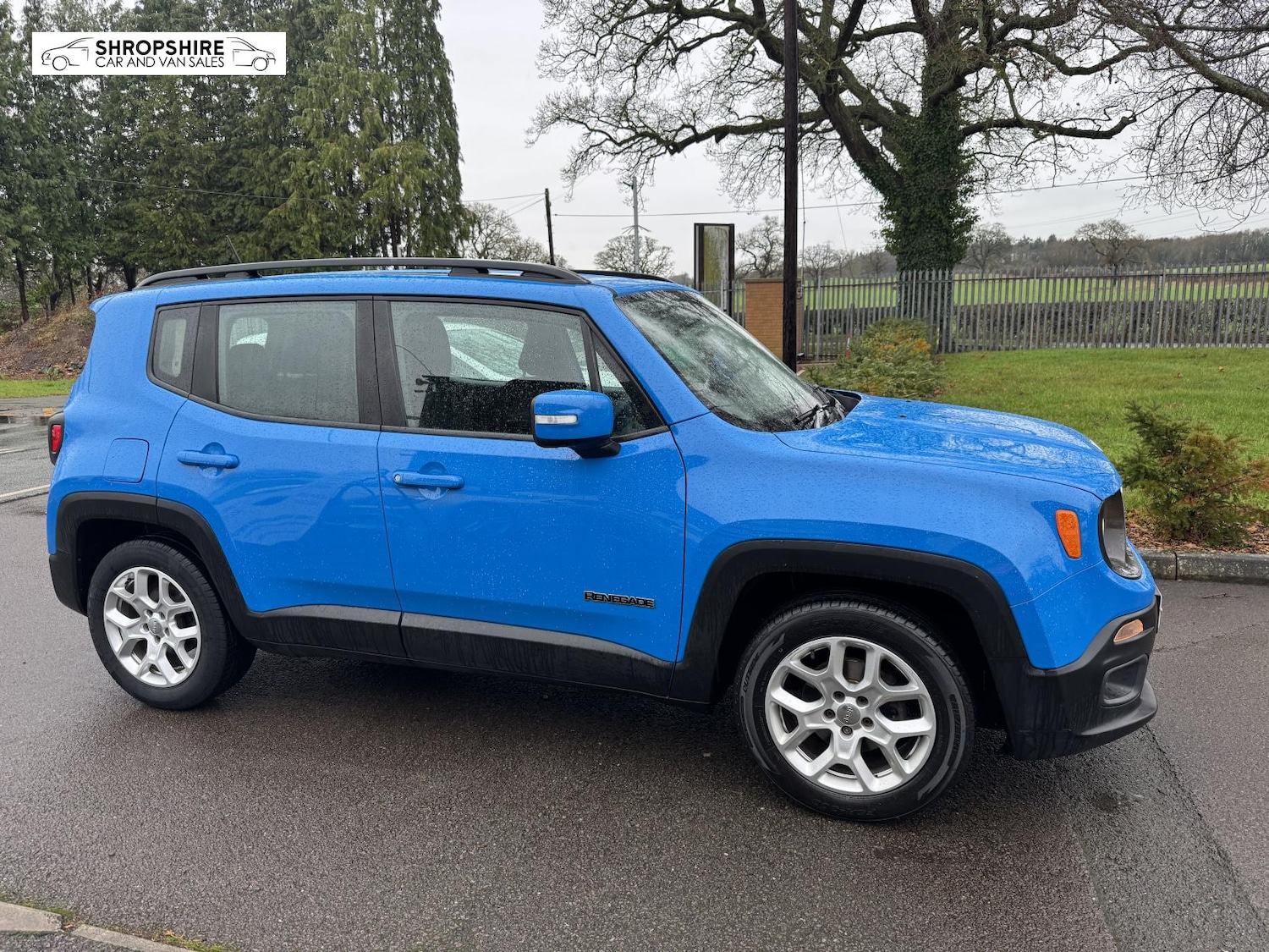 Used Jeep Renegade 2015 for sale - 76948936: Photo 4