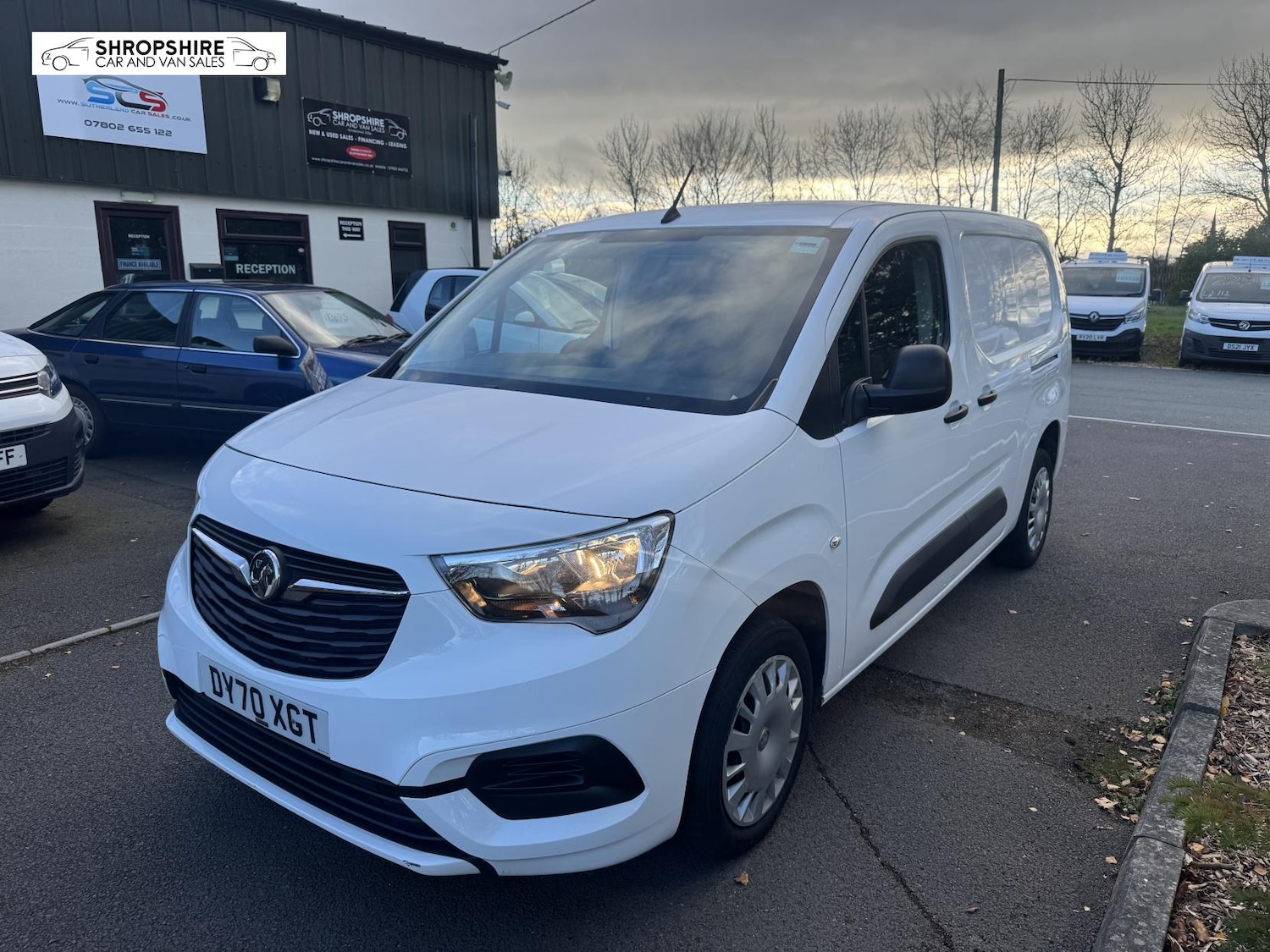 Used Vauxhall Combo 2020 for sale - 76652958: Photo 1