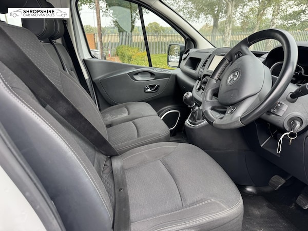 Used Vauxhall Vivaro 2018 for sale - 76089205: Photo 10