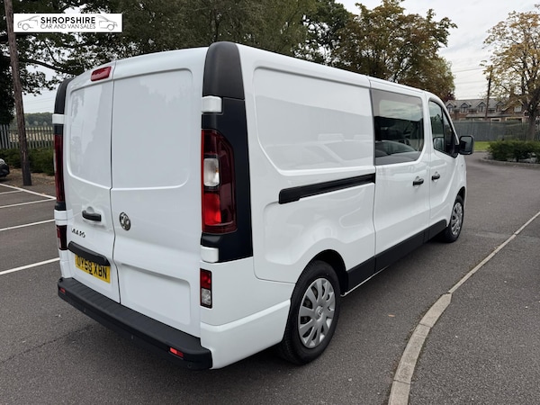 Used Vauxhall Vivaro 2018 for sale - 76089205: Photo 5